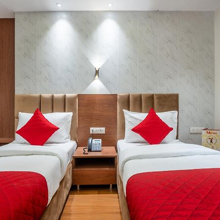 Hotel Avaas - Faiz Road Karol Bagh เดลี ภายนอก รูปภาพ