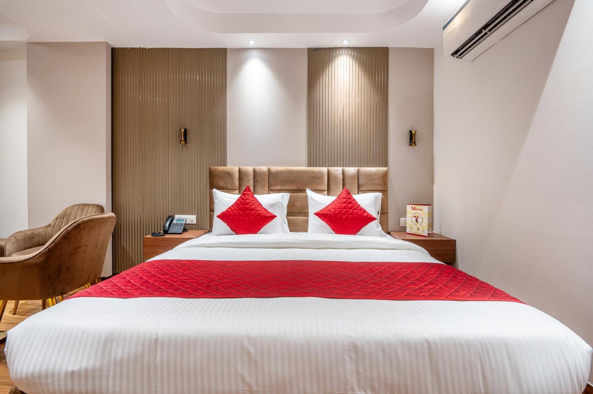 Hotel Avaas - Faiz Road Karol Bagh เดลี ภายนอก รูปภาพ