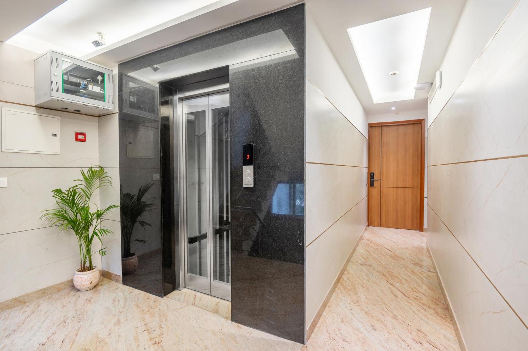 Hotel Avaas - Faiz Road Karol Bagh เดลี ภายนอก รูปภาพ